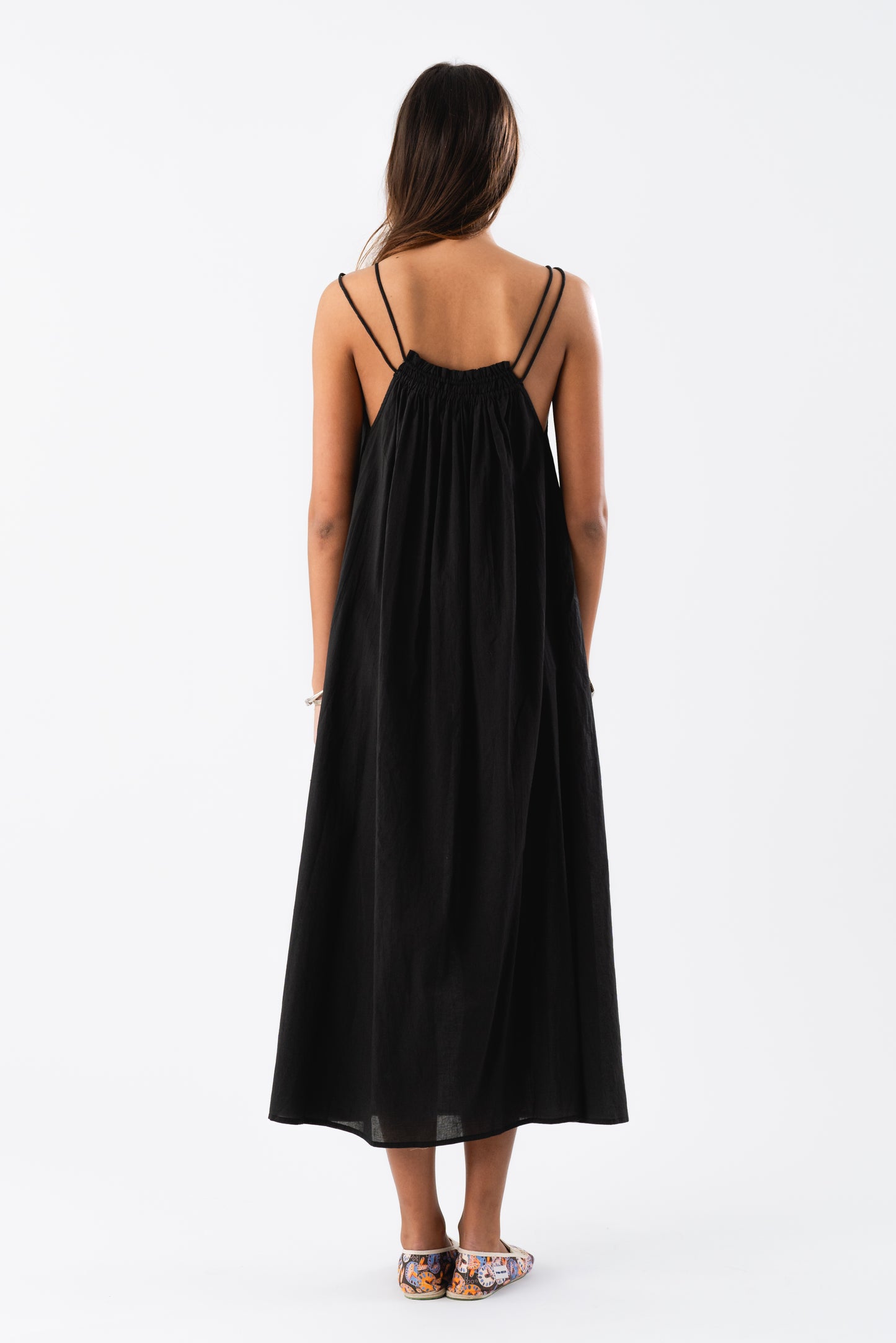 Lolly's Laundry EmmelineLL Maxi Dress in Washed Black met ruffle elastiek en dubbele spaghetti bandjes