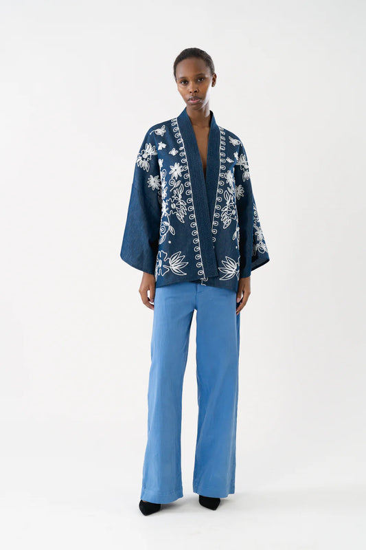 Lollys Laundry Bellary Kimono Cardigan - Stylish Kimono with White Woven Details