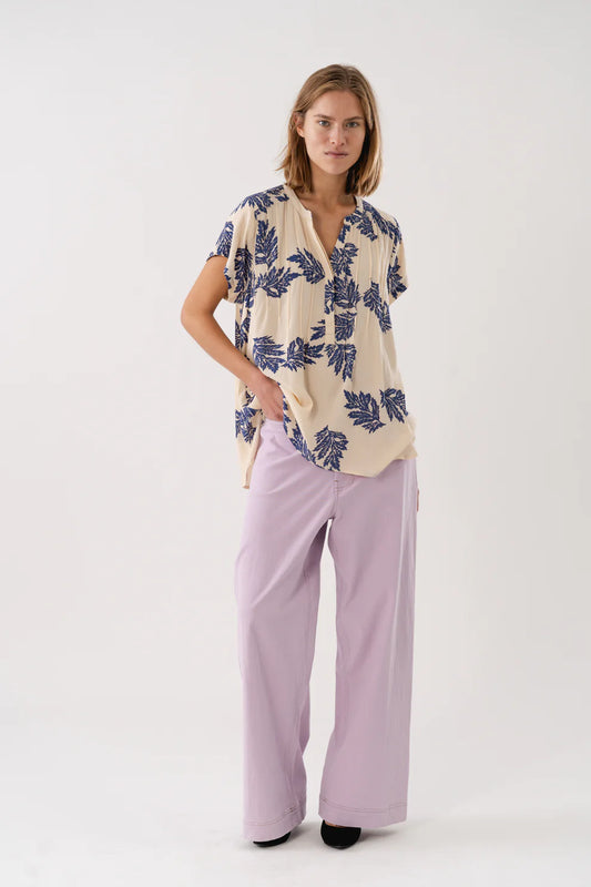 Lollys Laundry Heather Top in Bloemenprint - Elegante Top met V-Hals en Knoopsluiting