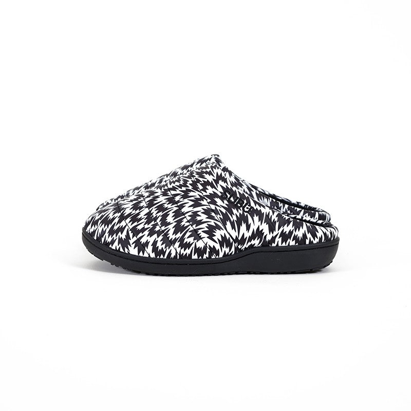 Eley Kishimoto - Unisex comfy slippers - Flash - Schoenen -  Subu - Dudushop